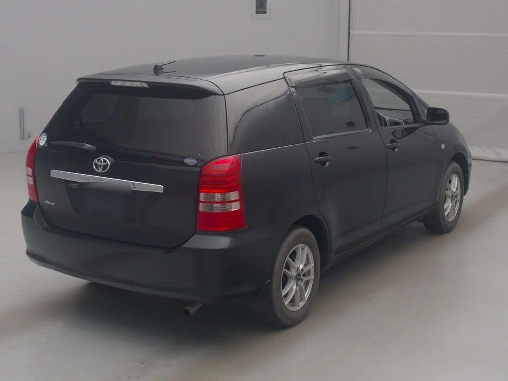 Toyota Wish  с аукциона в Японии