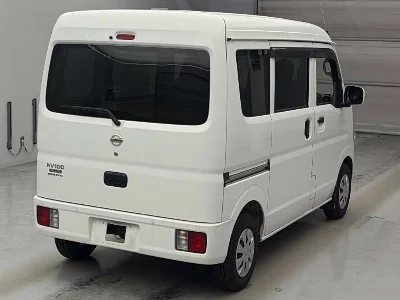 NISSAN NV100 CLIPPER