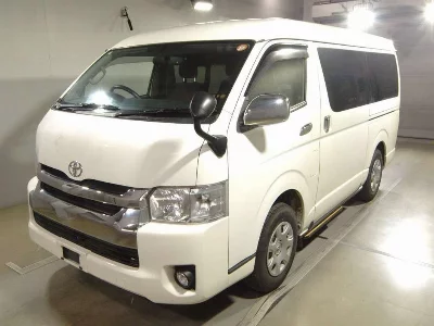 TOYOTA HIACE WAGON