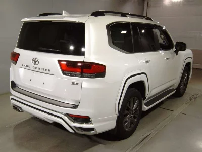 TOYOTA LAND CRUISER