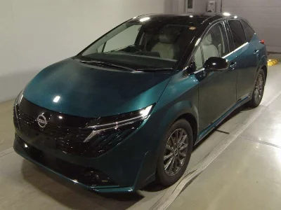 NISSAN AURA