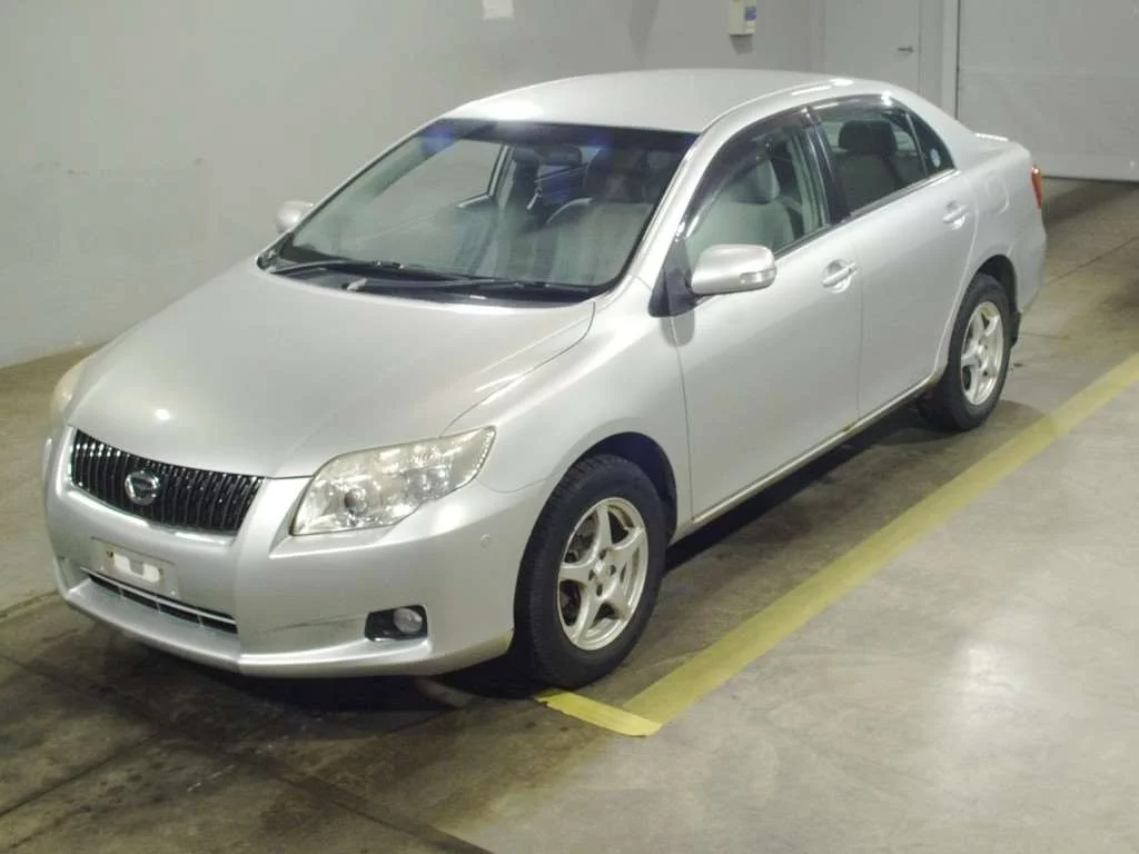 Toyota Corolla Axio  с аукциона в Японии