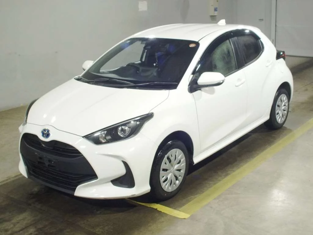 Toyota Yaris  с аукциона в Японии