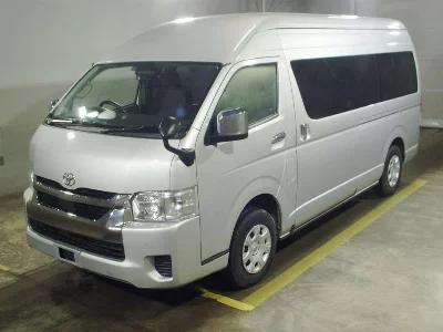 TOYOTA HIACE WAGON