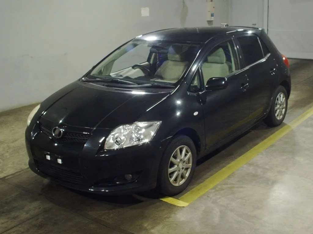 Toyota Auris  с аукциона в Японии