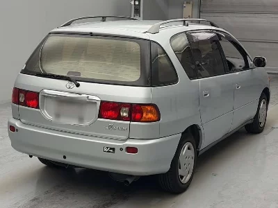 Toyota Ipsum