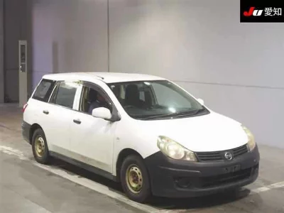 NISSAN AD VAN