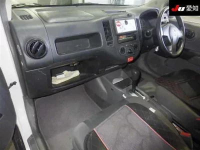 NISSAN AD VAN