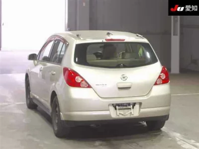 NISSAN TIIDA