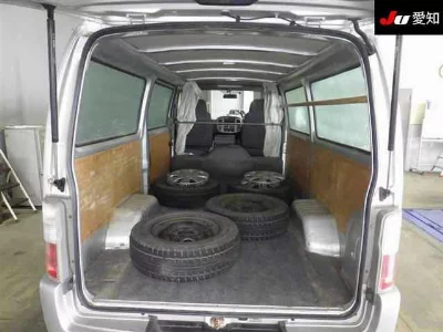 NISSAN CARAVAN