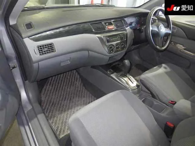 Mitsubishi Lancer  с аукциона в Японии