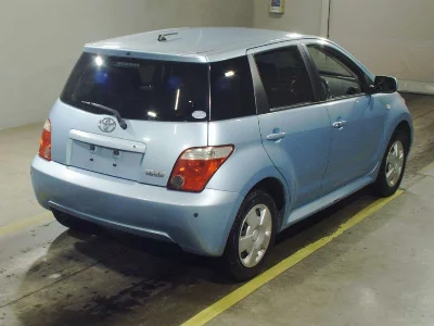 Toyota Ist