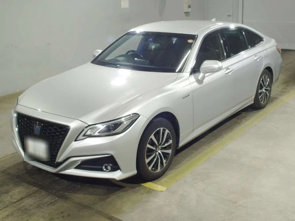 Toyota Crown  с аукциона в Японии