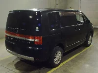 Цена авто Mitsubishi  с аукционов Японии, номер кузова CV5W, пробег 121 000, оценка 2