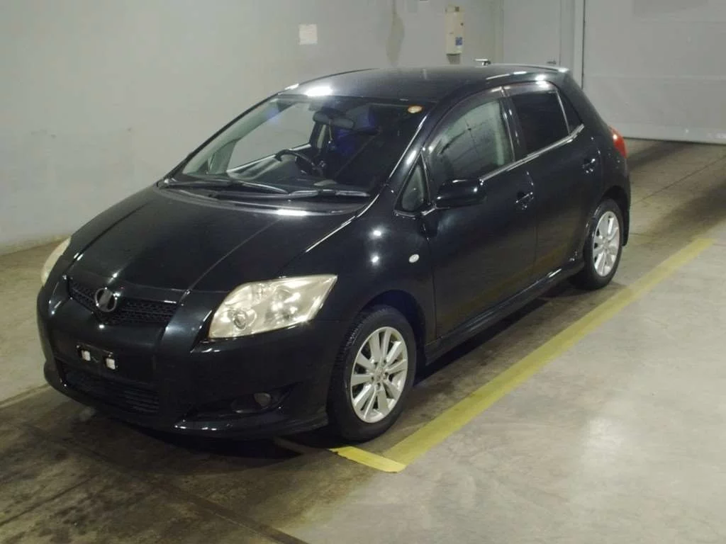 Toyota Auris  с аукциона в Японии