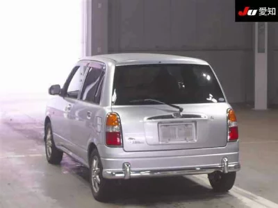 Daihatsu Mira Gino