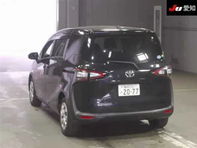 Toyota Sienta