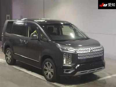 MITSUBISHI DELICA D:5