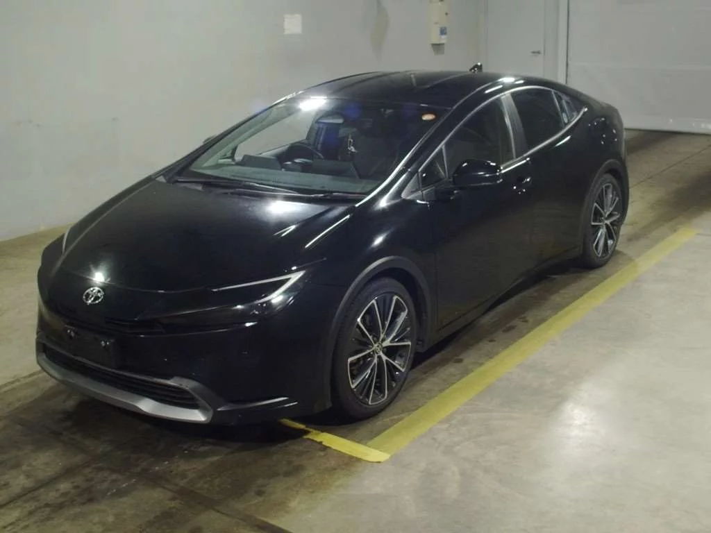 Toyota Prius  с аукциона в Японии