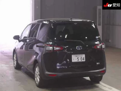 Toyota Sienta