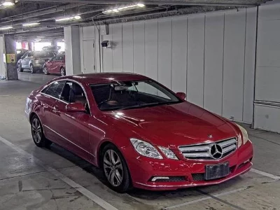 MERCEDES BENZ E CLASS
