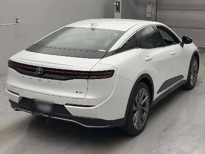 Toyota Crown Crossover