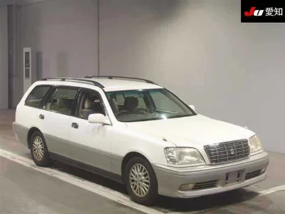 Toyota Crown Estate