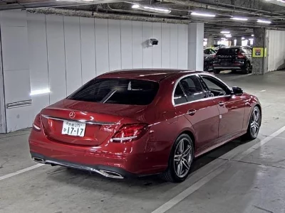 MERCEDES BENZ E CLASS
