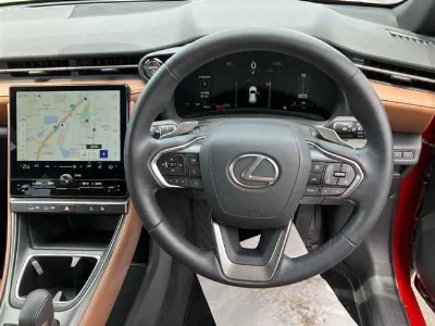 LEXUS LBX