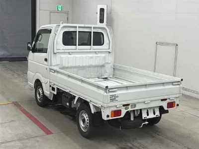 NISSAN NT100 CLIPPER