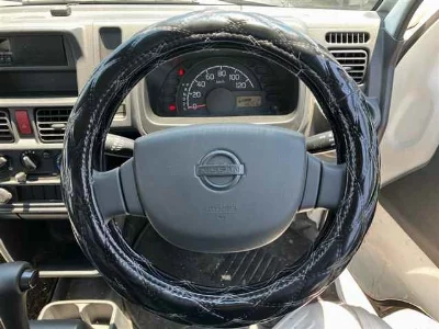 NISSAN NT100 CLIPPER