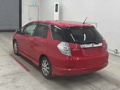 Honda FIT SHUTTLE HYBRID