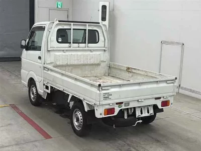 NISSAN NT100 CLIPPER
