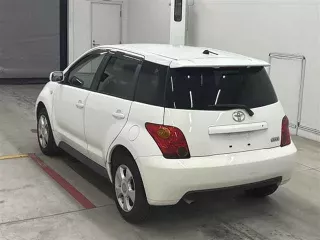 Toyota Ist