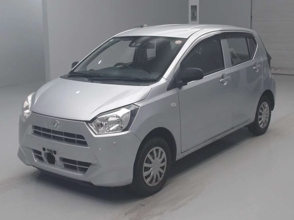 Daihatsu Mira e:S  с аукциона в Японии