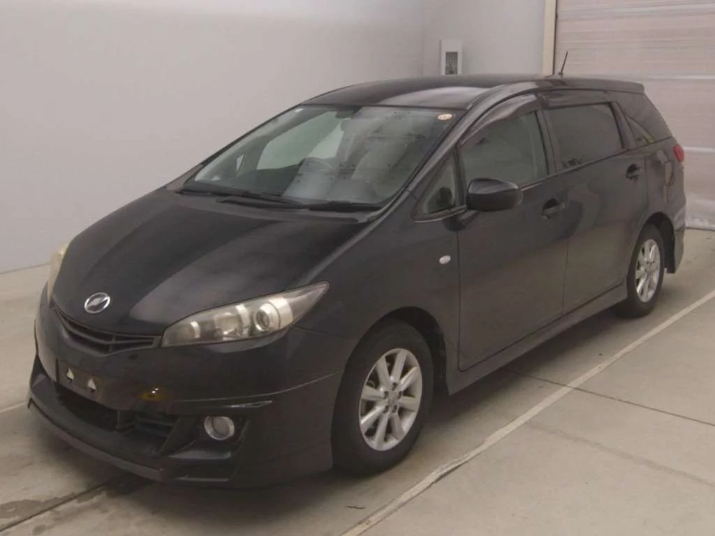 Toyota Wish  с аукциона в Японии