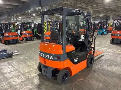 Toyota  FORKLIFT