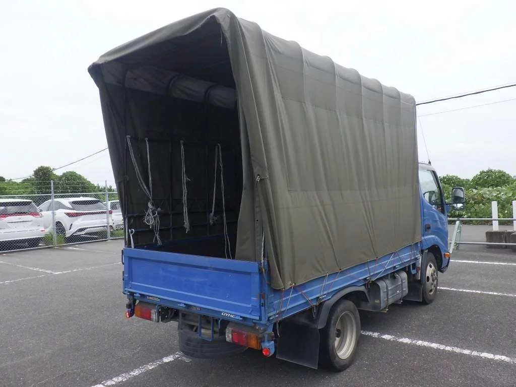 Toyota Dyna  с аукциона в Японии