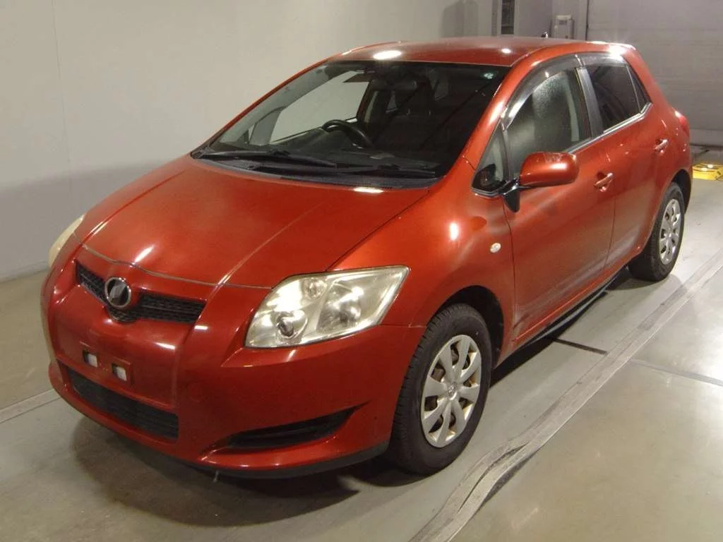 Toyota Auris  с аукциона в Японии