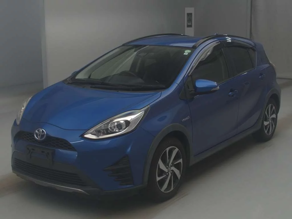 Toyota Aqua  с аукциона в Японии