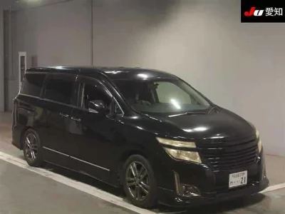 NISSAN ELGRAND
