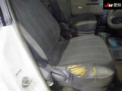Daihatsu Delta Wagon