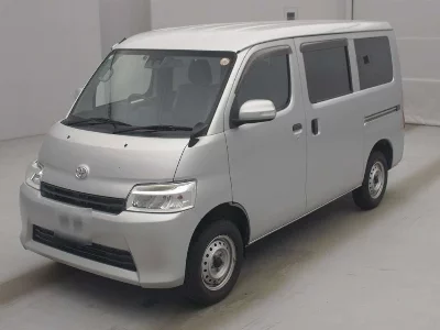 TOYOTA TOWN ACE VAN