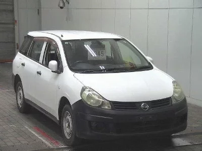 NISSAN AD VAN
