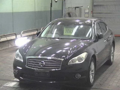 NISSAN FUGA