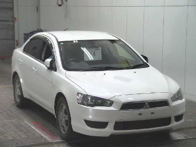 MITSUBISHI GALANT FORTIS