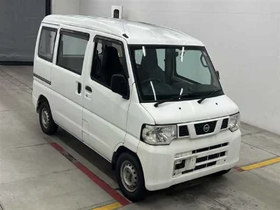 NISSAN NV100 CLIPPER