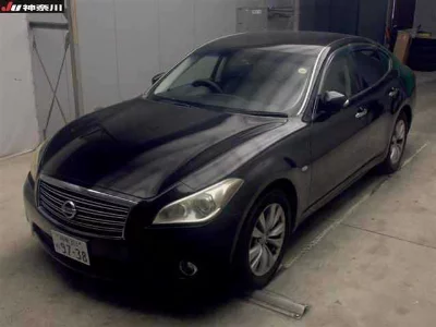 NISSAN FUGA