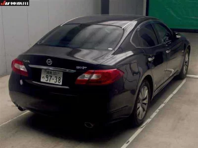 NISSAN FUGA