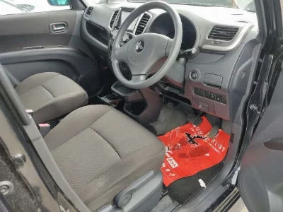 MITSUBISHI DELICA D:2